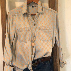 Womens, Juniors - Signature Studio Small Shirt